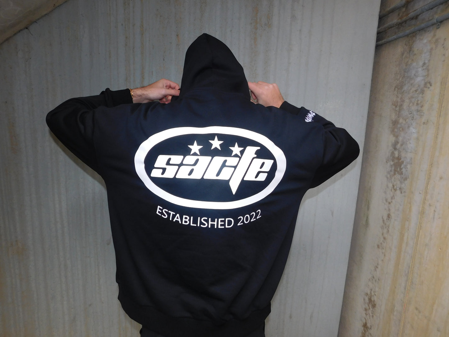 Black Established Pullover